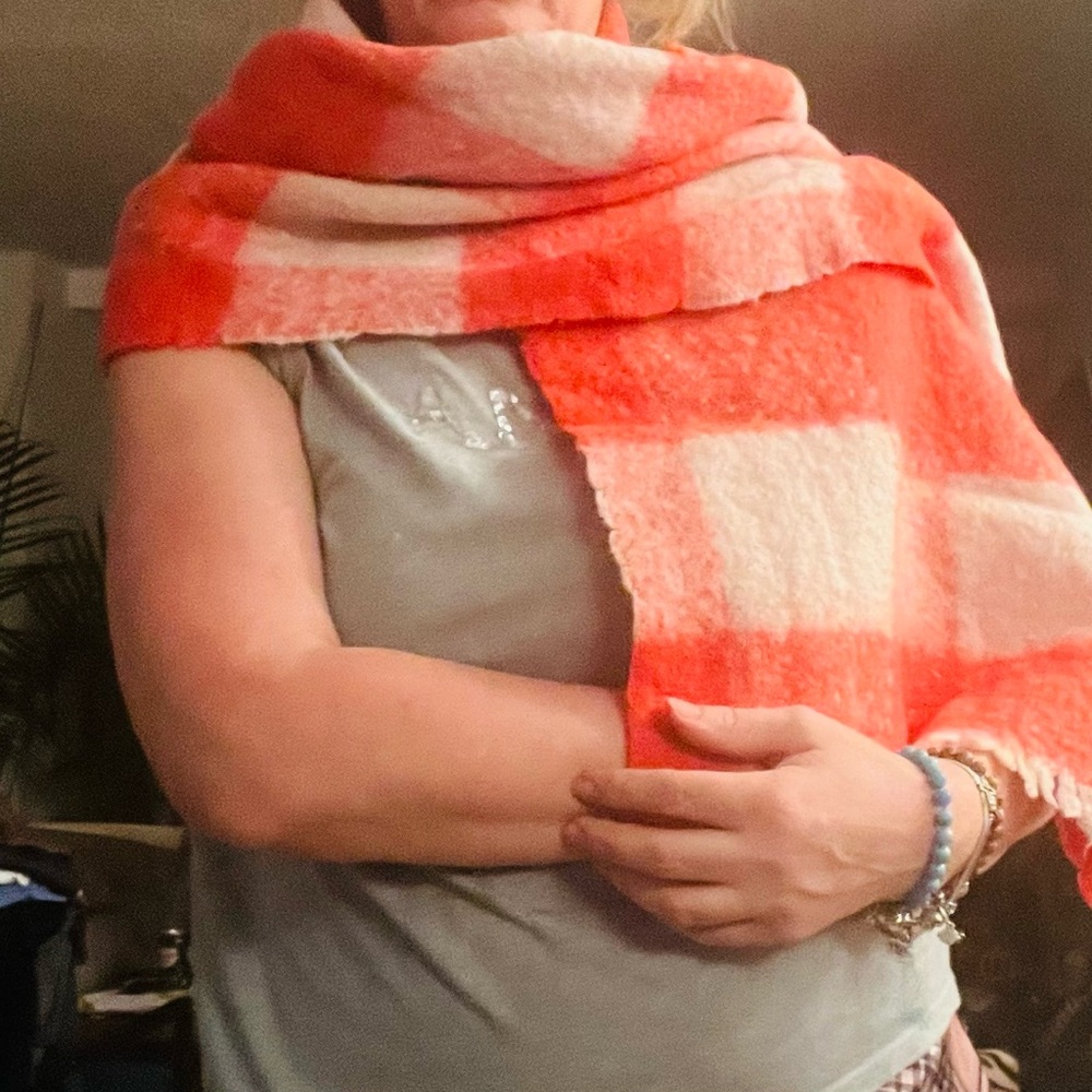 Banana Republic Red White Plaid Oversized Wrap Scarf One Size - Picture 2 of 8